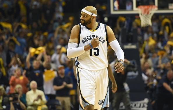 阵容深度不 阵容深度不